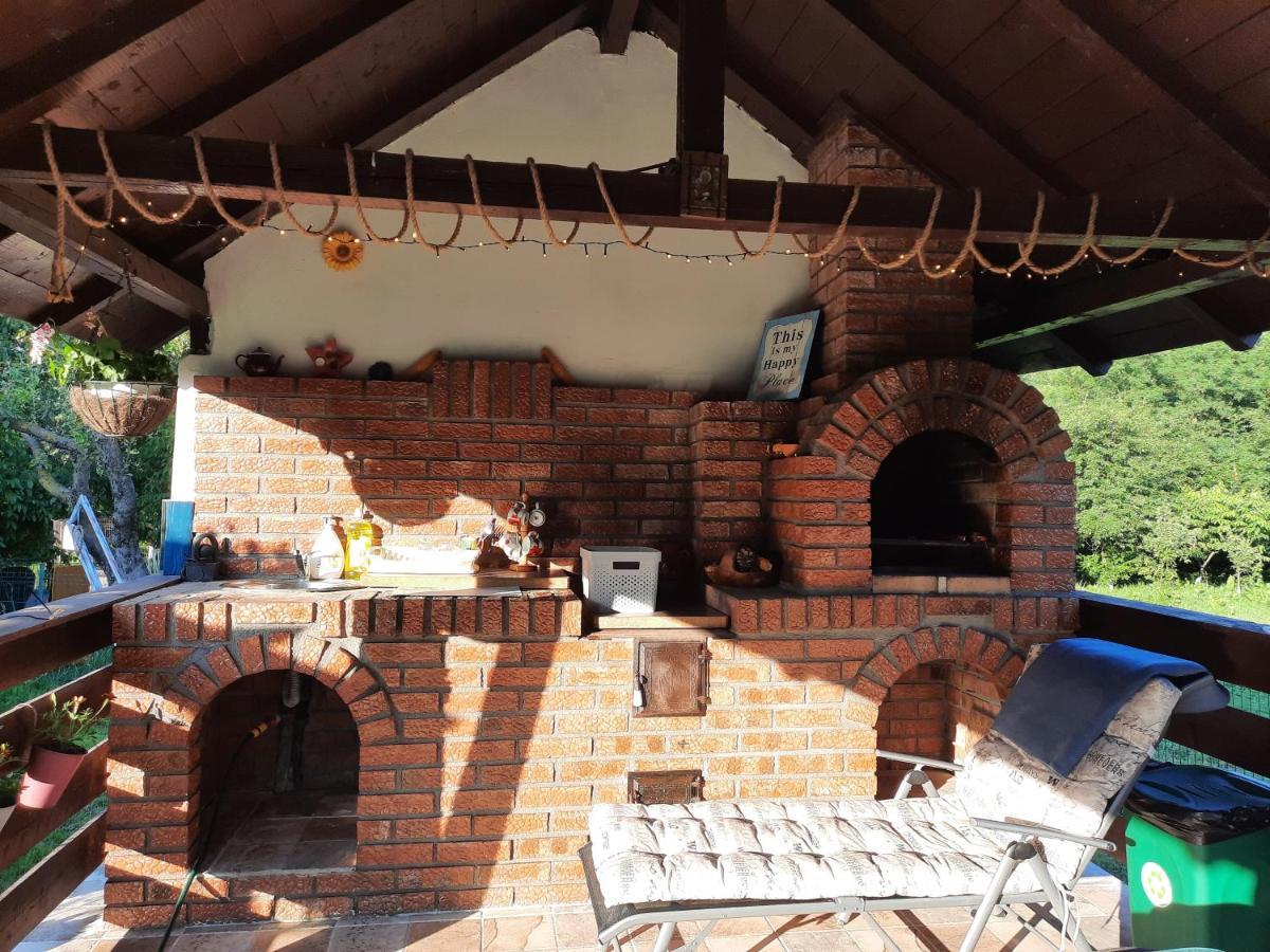 Casa Bunicilor Villa Ciprian Porumbescu Eksteriør billede